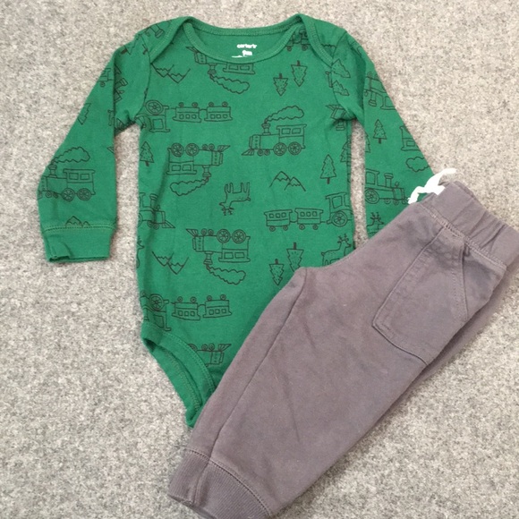 Carter's Other - 👍 2/$8 Carter’s Baby Sz 9M Train & Pine Tree Onesie with Gray Sweat Pants